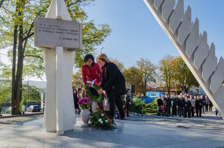 Komemoracija pri spomeniku na Kozini 3